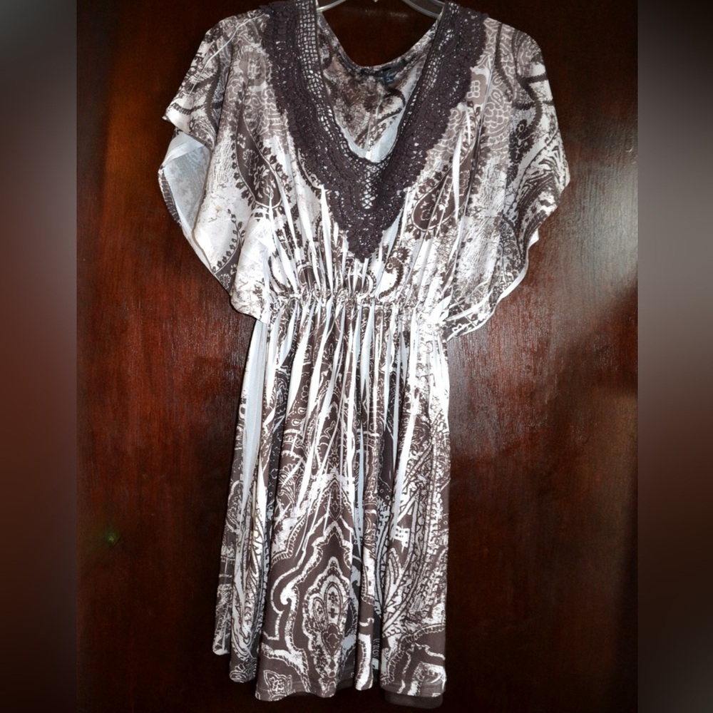 Small woman dress